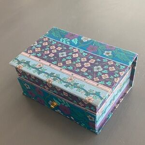 Oscar de la Renta Floral Jewelry Organizer - Purple and Blue